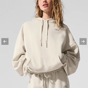 ALO Yoga Accolade Sweatpants and Hoodie